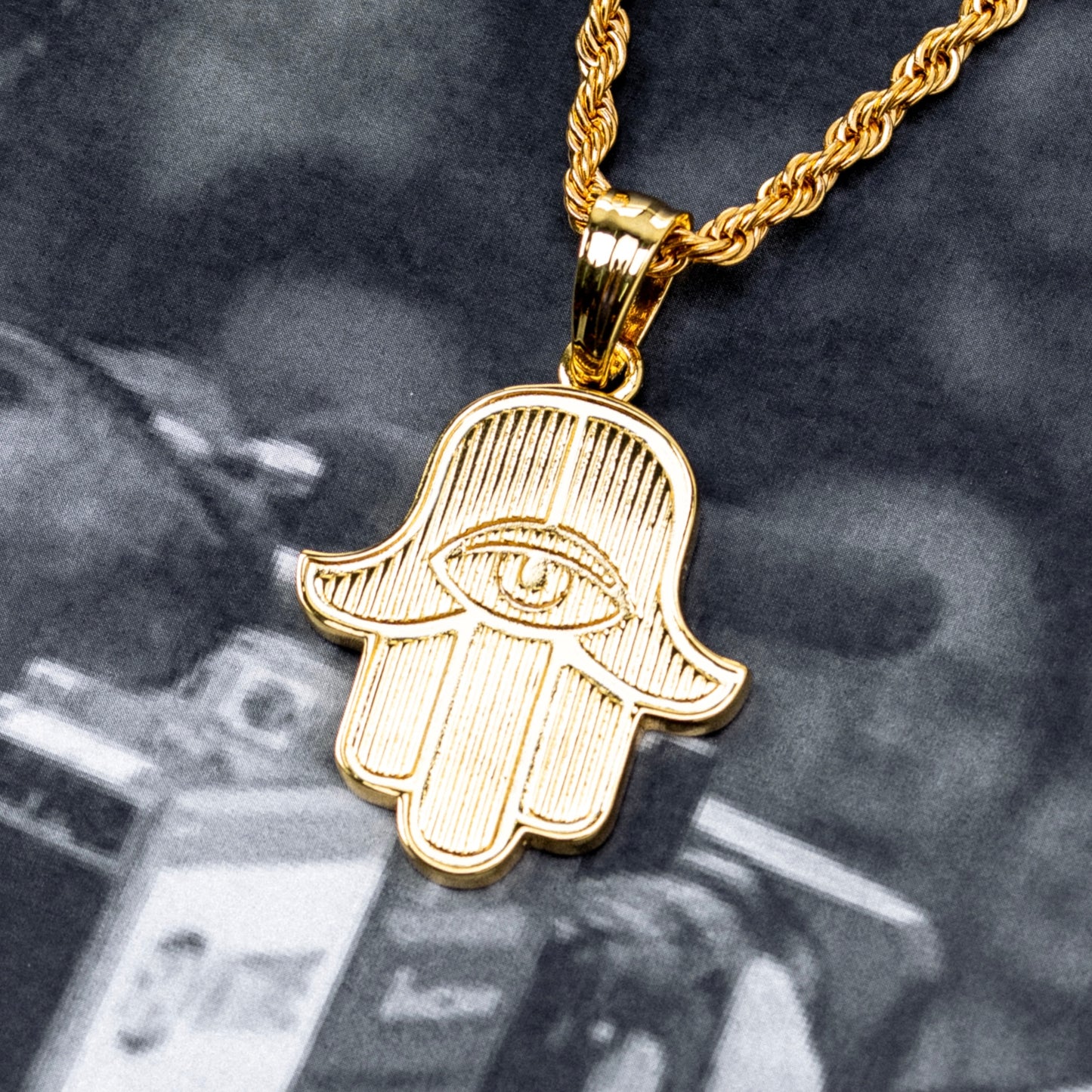 Colgante "Gold Hamsa"