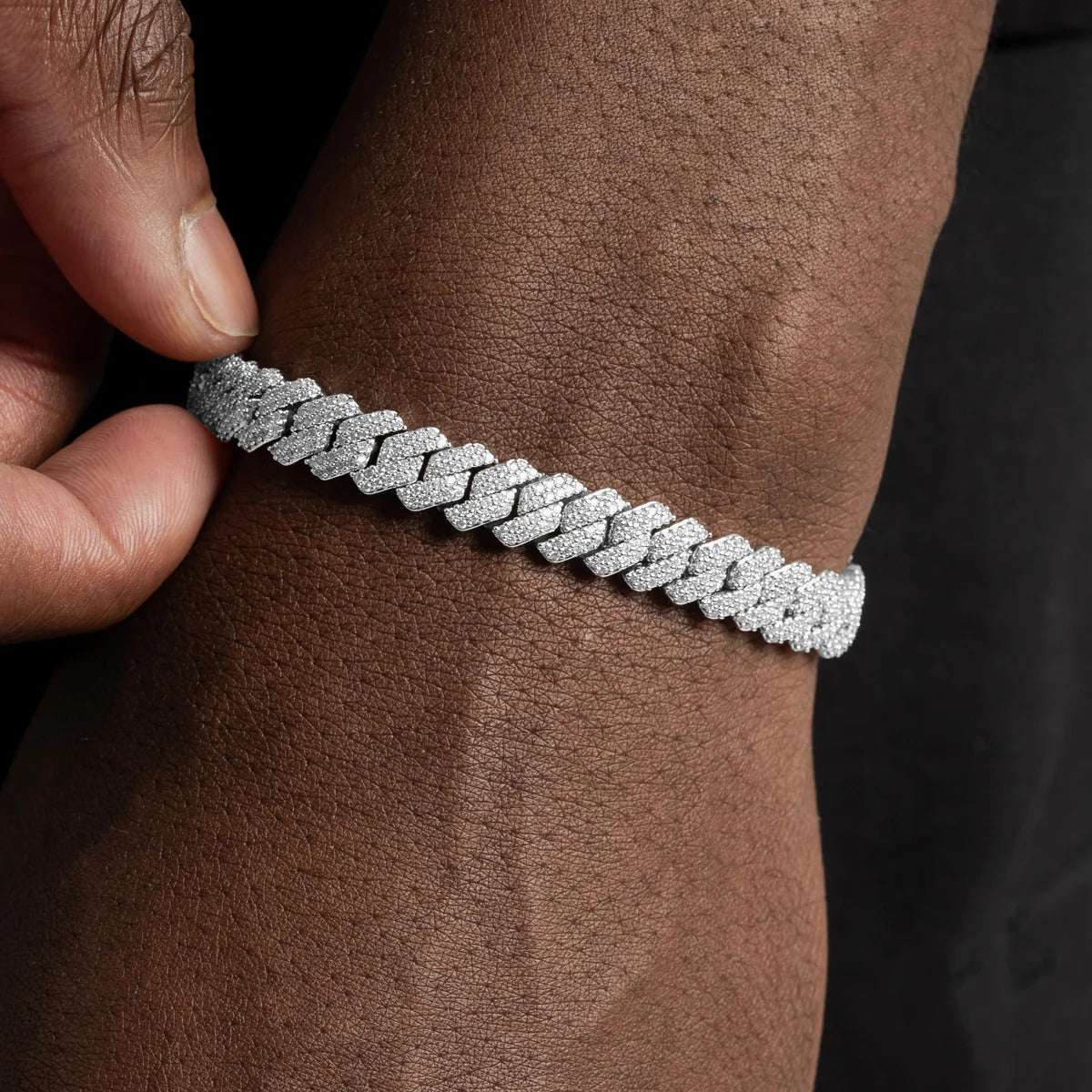Moissanite Diamond Prong Cuban Bracelet - 8mm